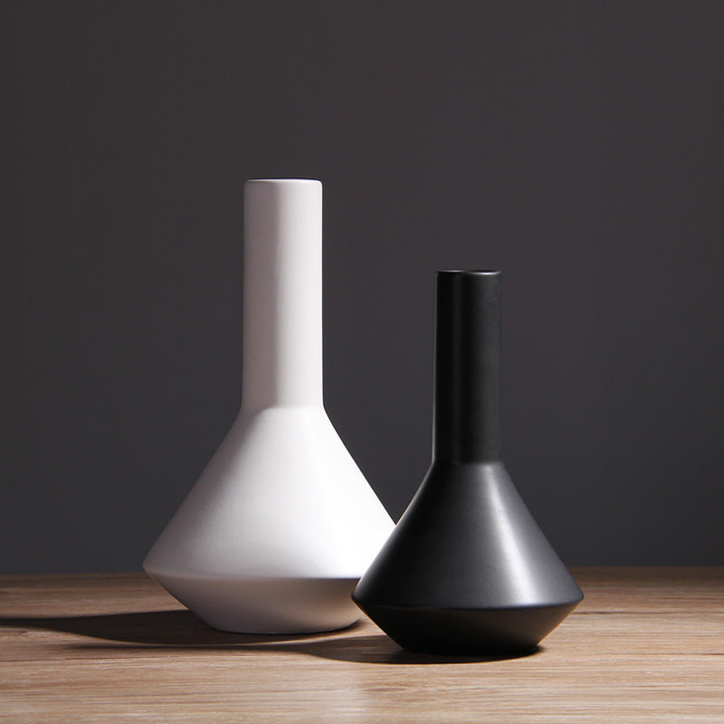 Simple Living Room Home Decoration Creative Black And White Ceramic Vase